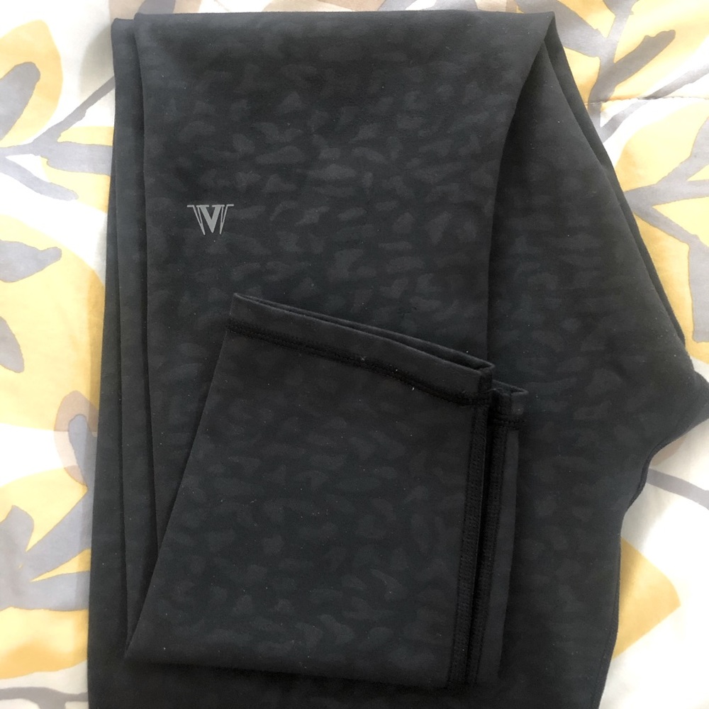 IVL collective chi chi leggings